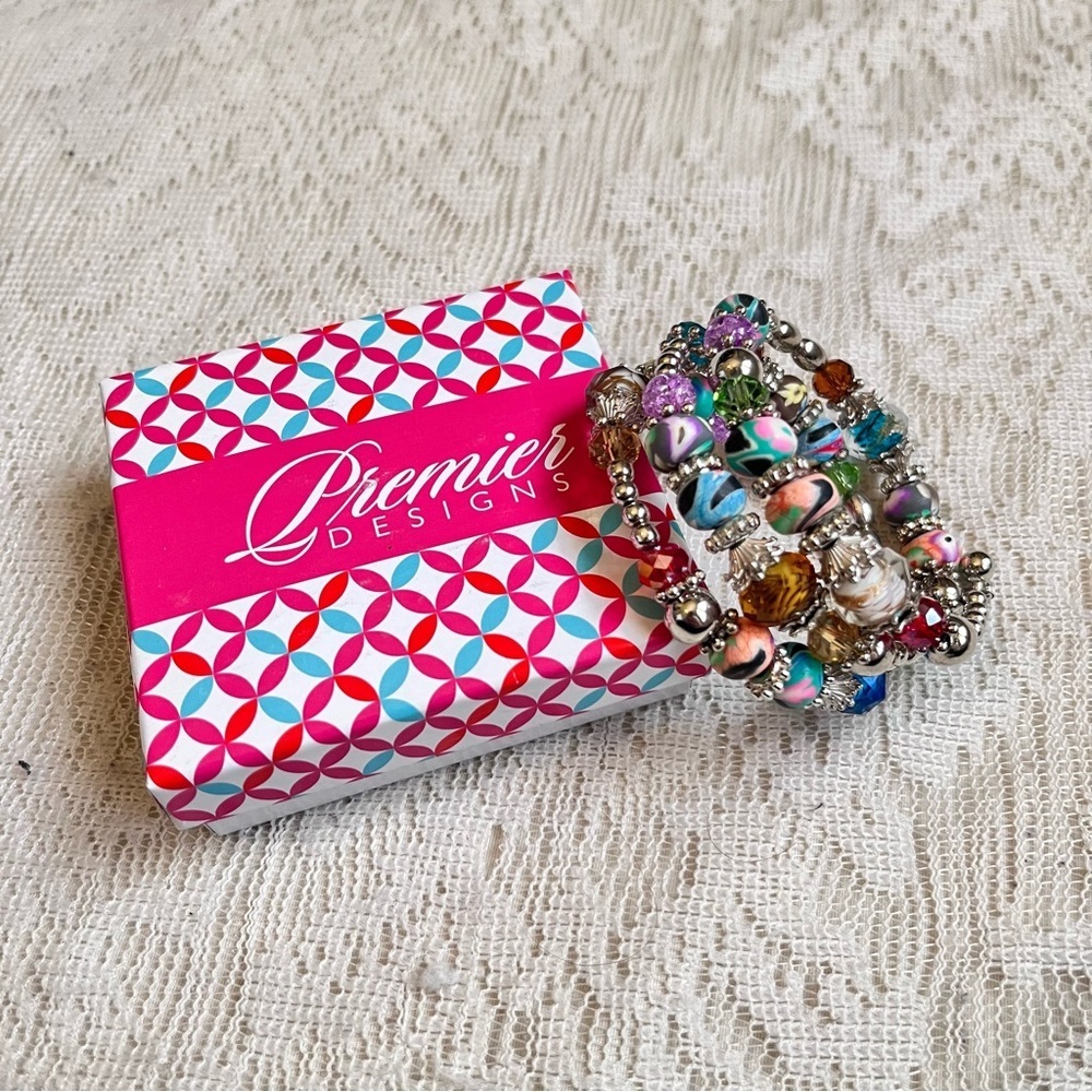Premier Deisgns Color wheel coil beaded bracelet